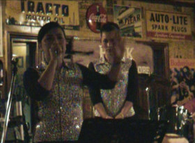 The Band in the hotel-bar singing us goodbye: I Have Nothing!