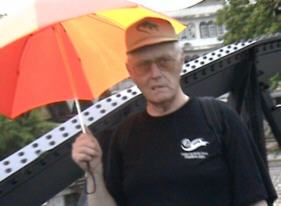 Hubert G�ddecke looks on the bright side.