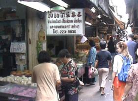 Sights and smells in Chinatown