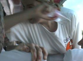 VHV editor being attacked by ferocious Bertien...