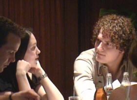 Tamara Smits and Ries Schellekens engaged in stimulating discussions...