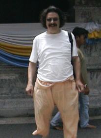 Guus Dohmen in an equally compelling outfit.