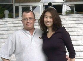 Harry van den Nieuwenhof celebrates his birthday and is congratulated by Saovanit.