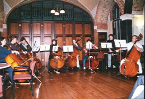 De bassectie hield de groepsrepetitie wat later dan de rest.